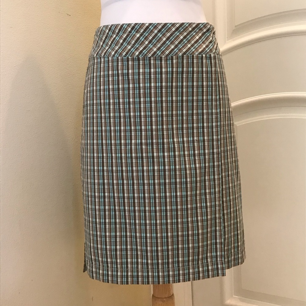 NWOT Ann Taylor Loft wrap skirt